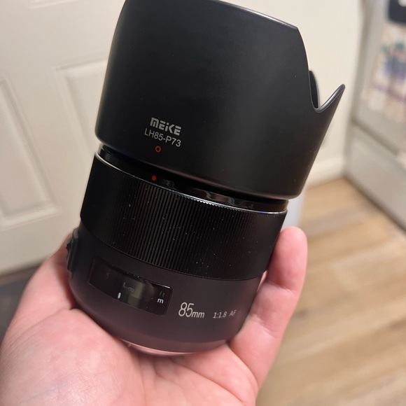 85mm EF lens mount camera lens